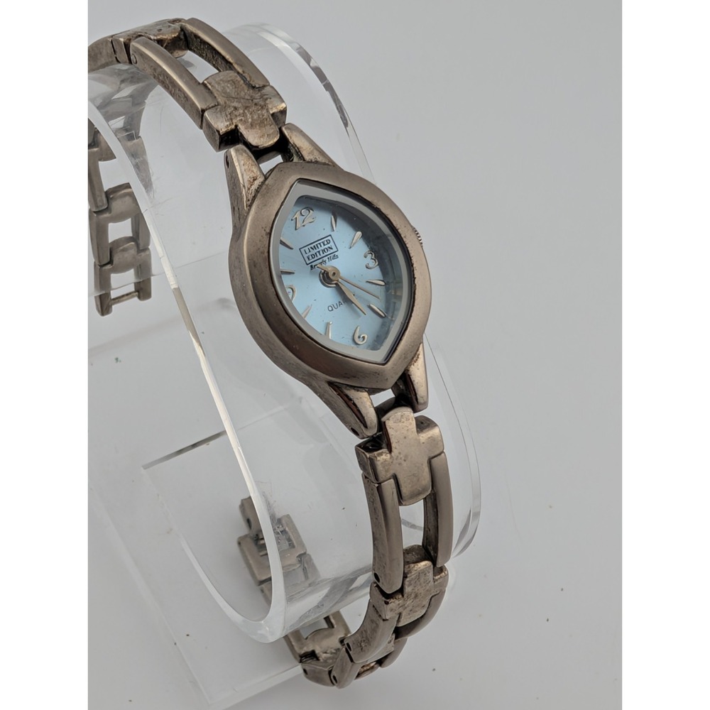Limited Edition Beverly Hills Watch Women Silver 7.25" Band- New Battery